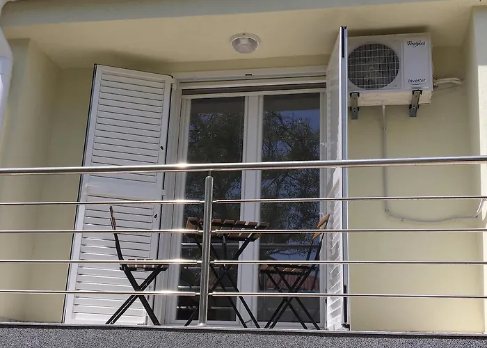 House Mima פג